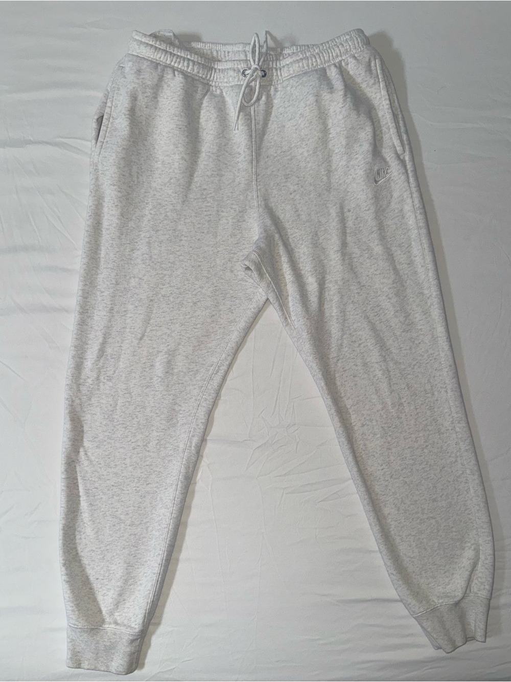 Nike Women’s Light Heather Gray Fleece Sweatpants